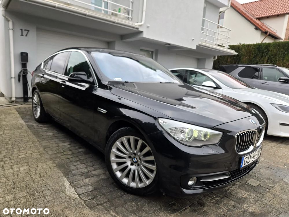 BMW 5GT 535d xDrive Tursimo Modern Line - 2