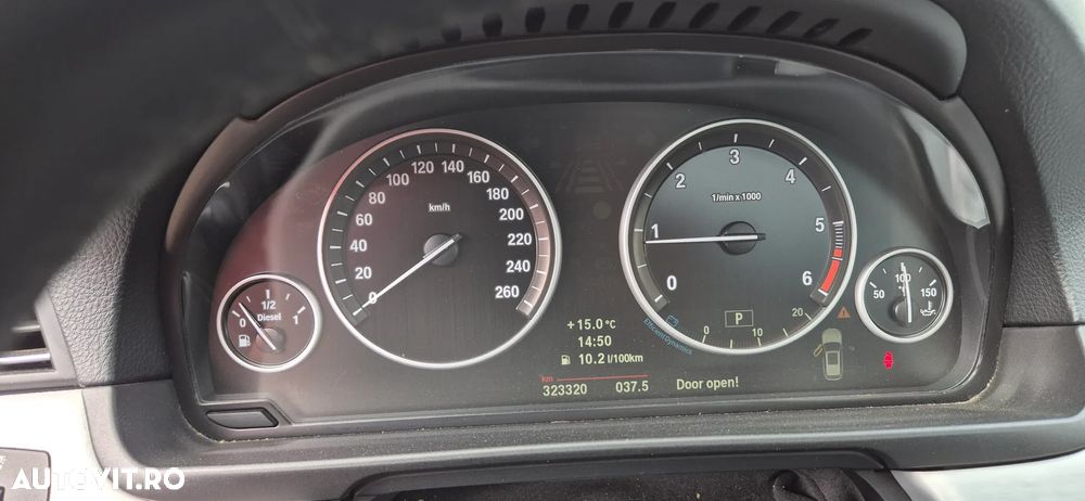 BMW Seria 5 525d xDrive Aut. Luxury Line - 18