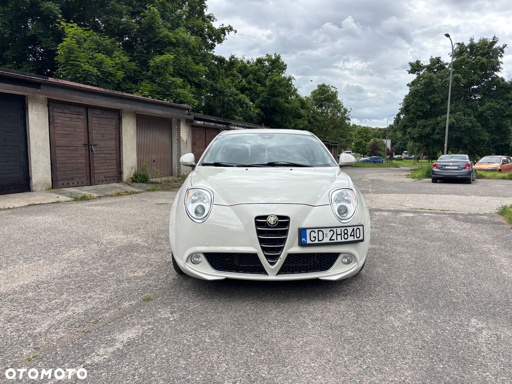 Alfa Romeo Mito 1.4 MultiAir Distinctive - 2