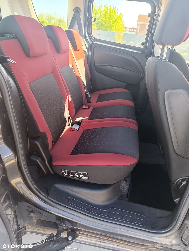 Opel Combo 1.6 CDTI Cosmo - 4