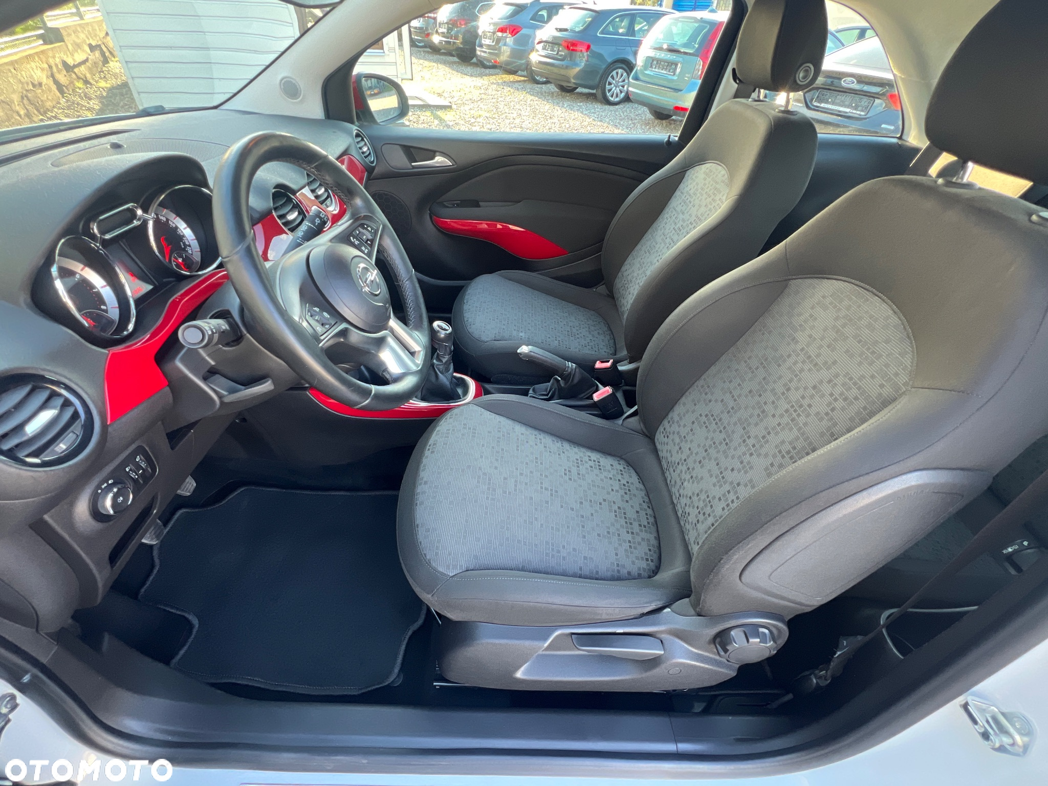 Opel Adam 1.2 White Link - 20