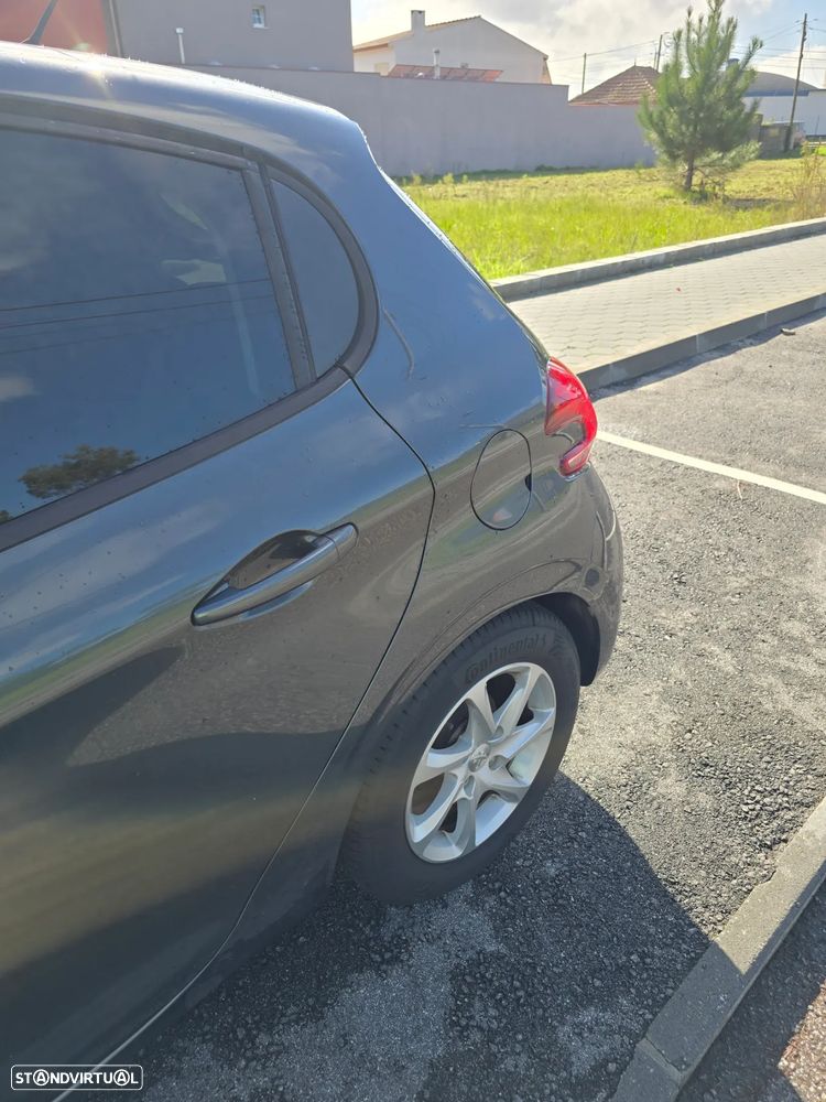 Peugeot 208 1.6 BlueHDi Active - 3