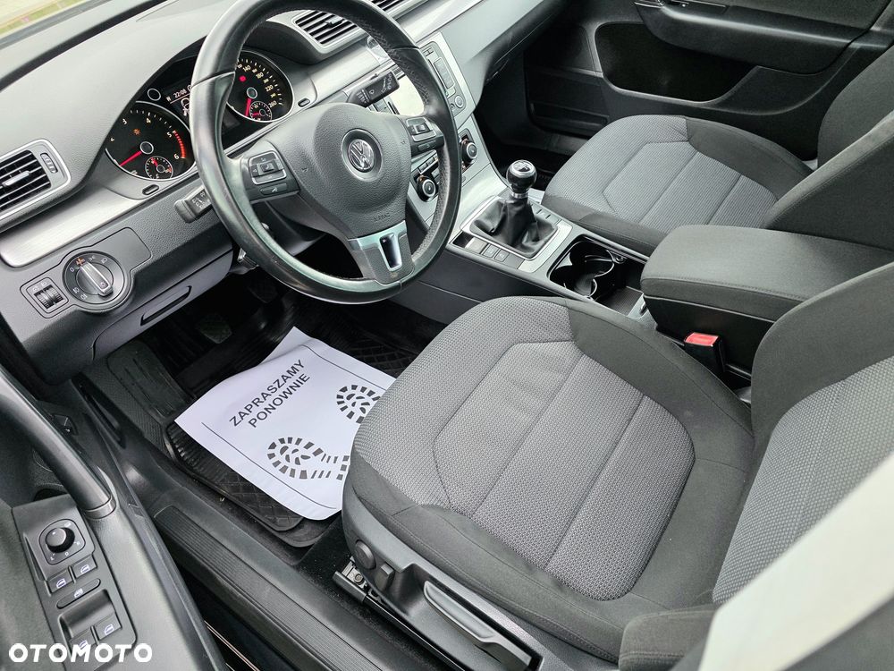 Volkswagen Passat - 7