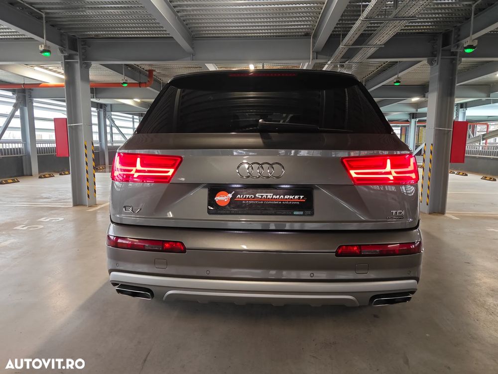 Audi Q7 - 12
