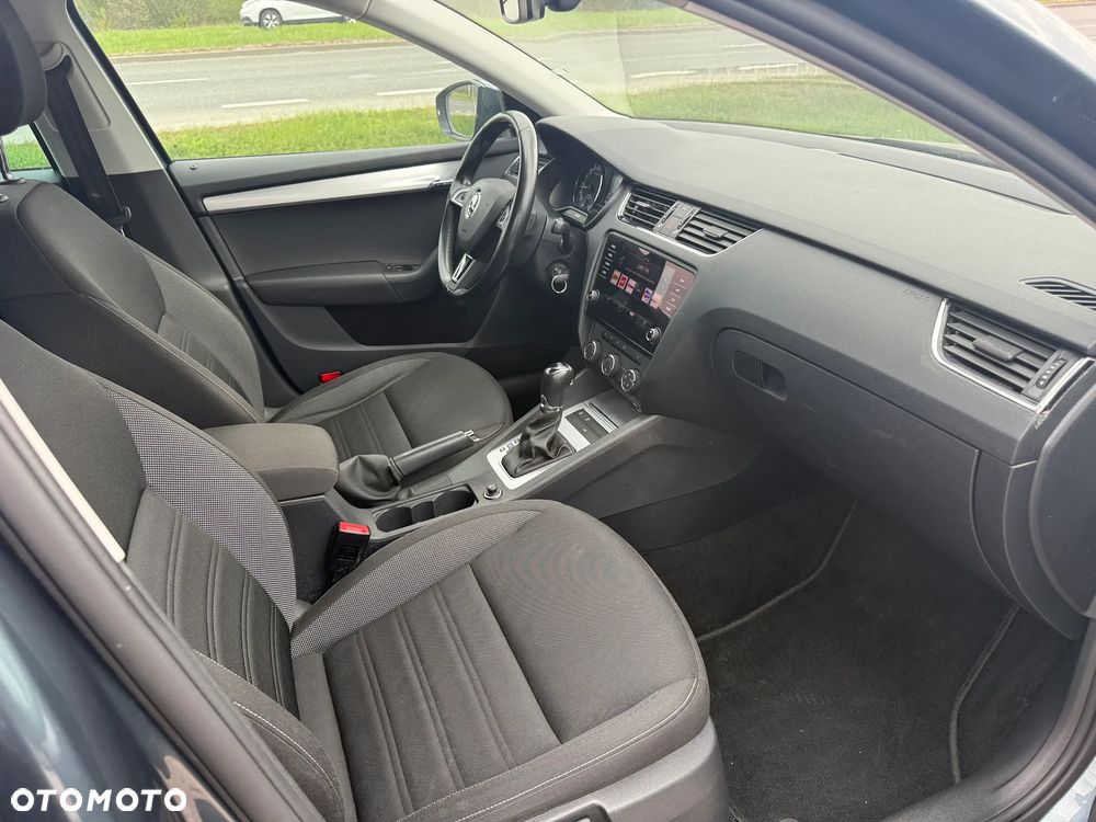 Skoda Octavia 1.6 TDI DSG Style - 11