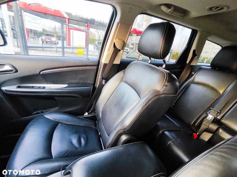 Fiat Freemont 2.0 Multijet 16V DPF Automatik Allrad Lounge - 17