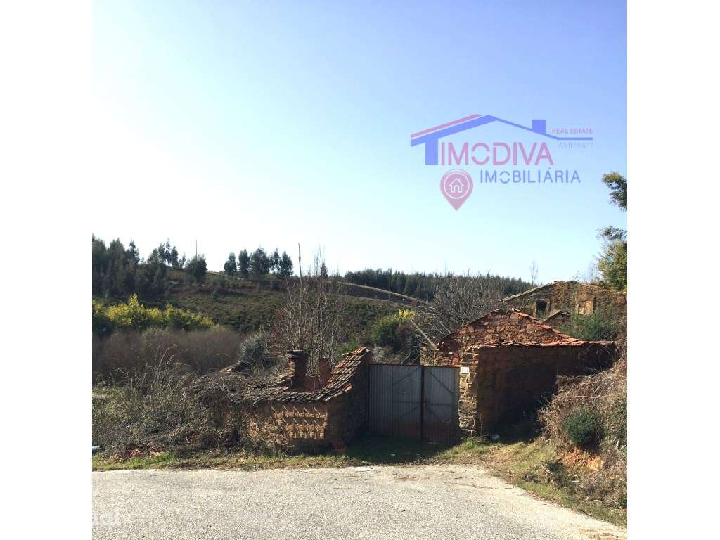 Propriedade com 17191m2 de terreno e ruina - Grande imagem: 4/26