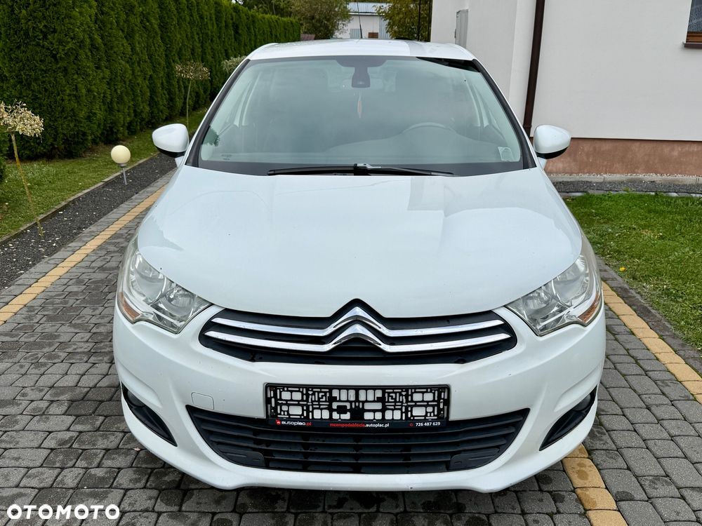 Citroen C4 2010 photo 4