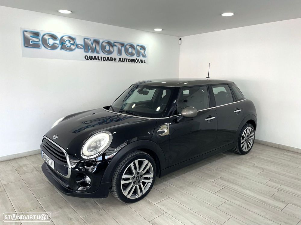 MINI 5 Portas Cooper D Aut. Seven - 7