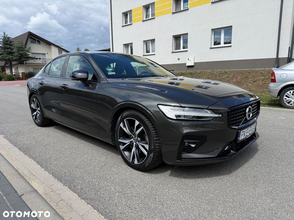 Volvo S60 B4 B R-Design - 1