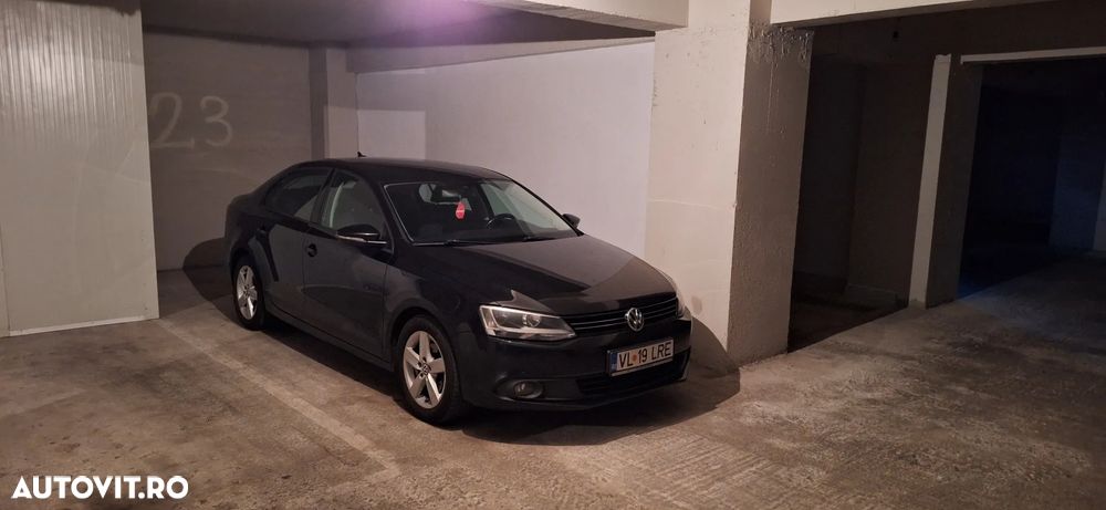 Volkswagen Jetta - 17