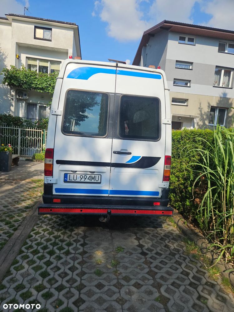 Mercedes-Benz Sprinter - 9