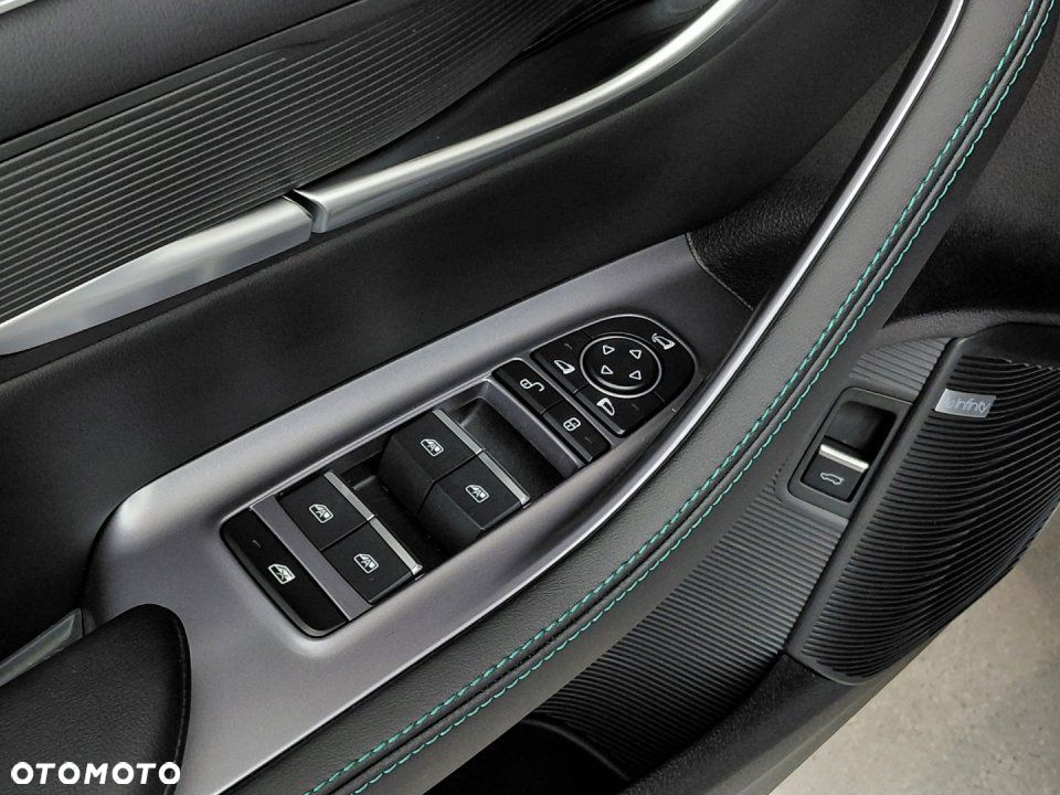 BYD Seal U - 10