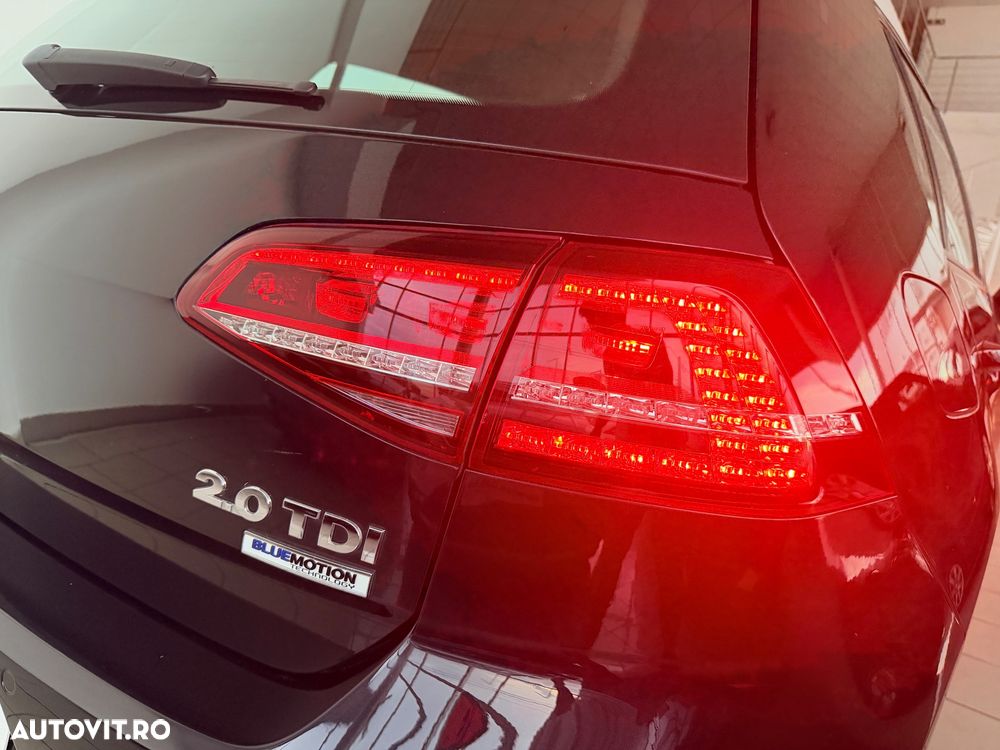 Volkswagen Golf 1.0 TSI BlueMotion DSG Trendline - 34