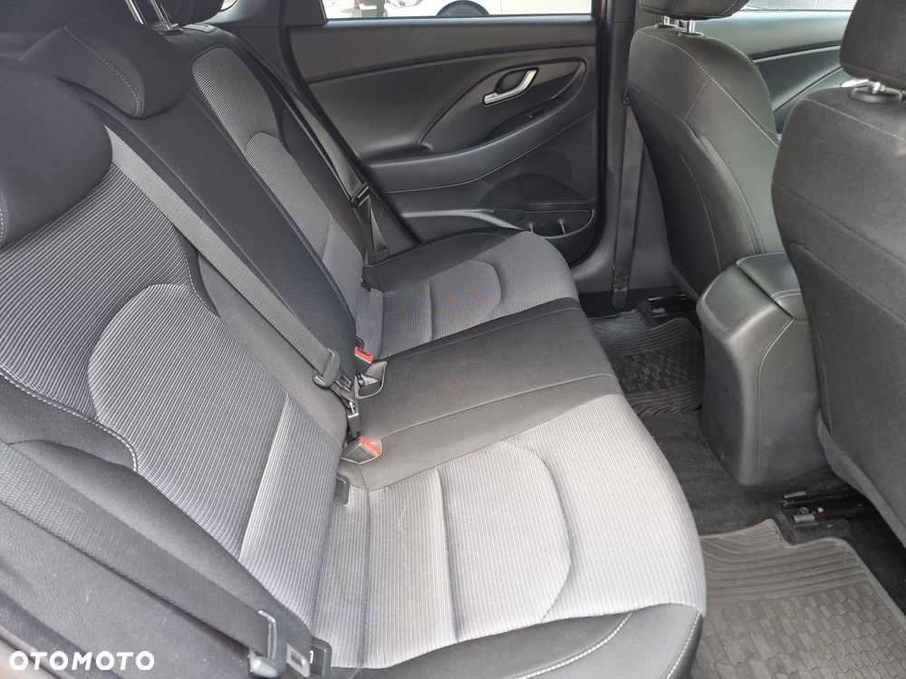 Hyundai i30 1.6 D GET - 23