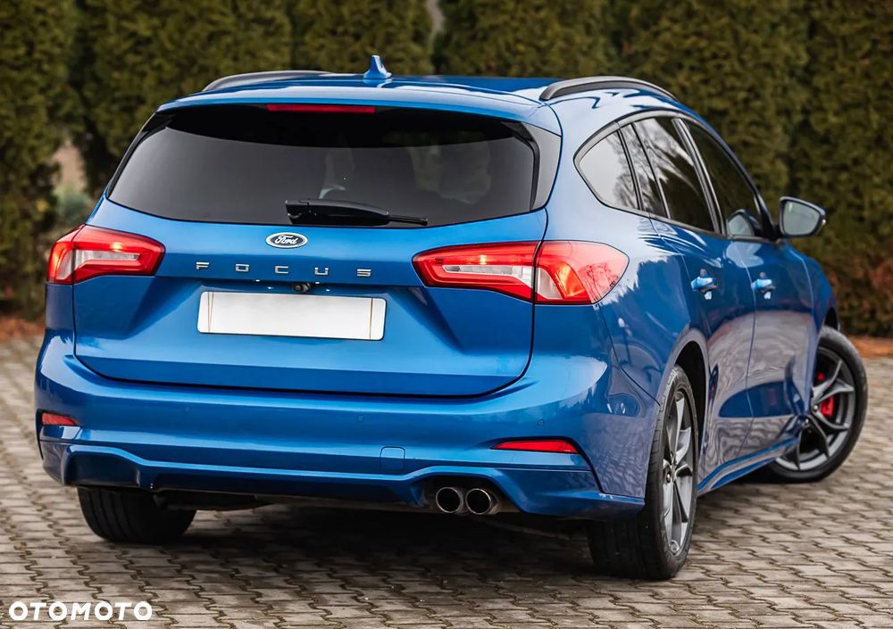 Ford Focus Turnier 2.0 TDCi DPF Start-Stopp-System ST-Line - 12