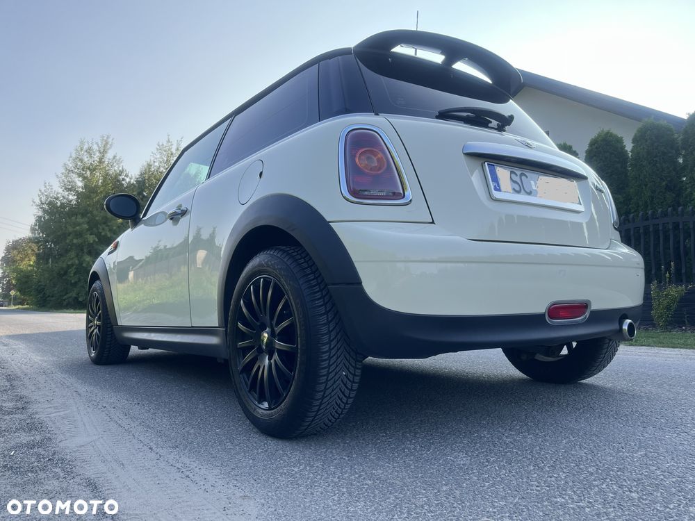MINI ONE - 18