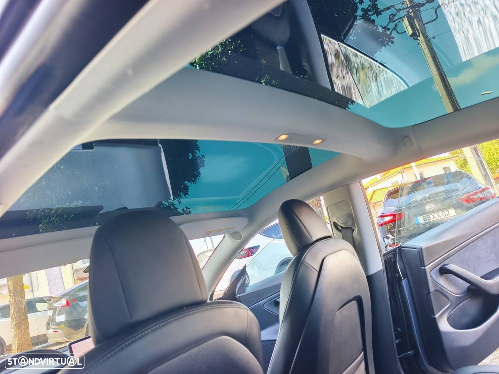 Tesla Model 3 Performance Dual Motor AWD - 23