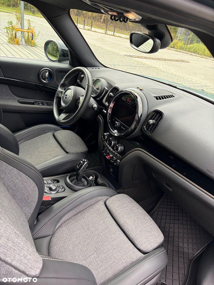 MINI Countryman Cooper Classic Trim - 7