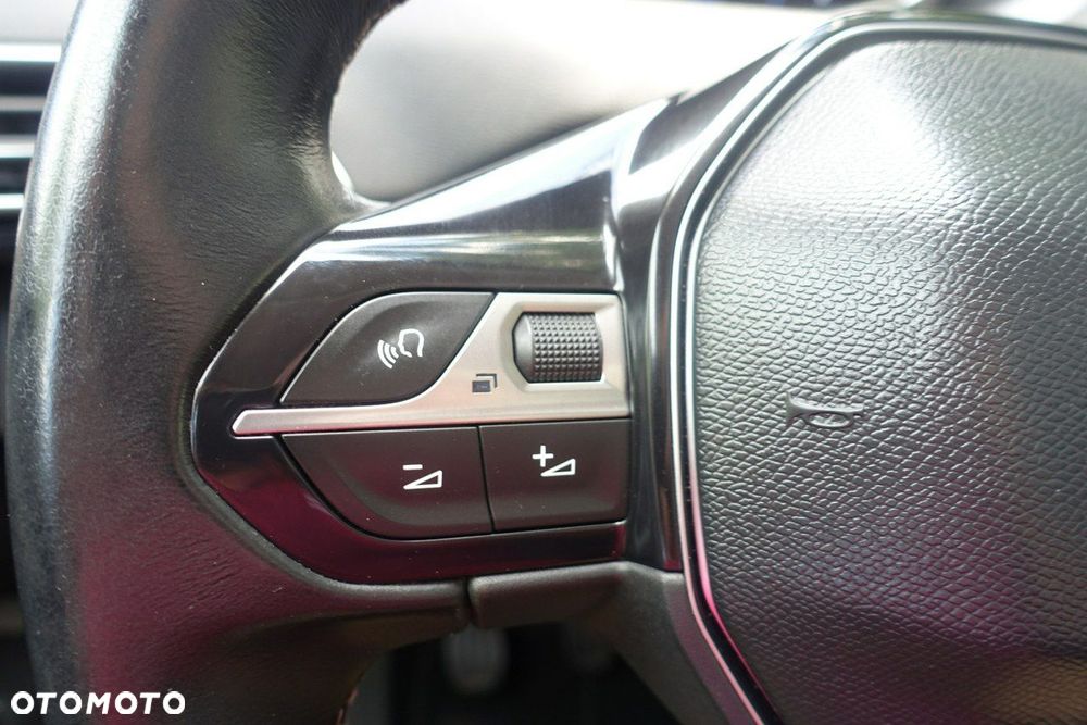 Peugeot 3008 - 25