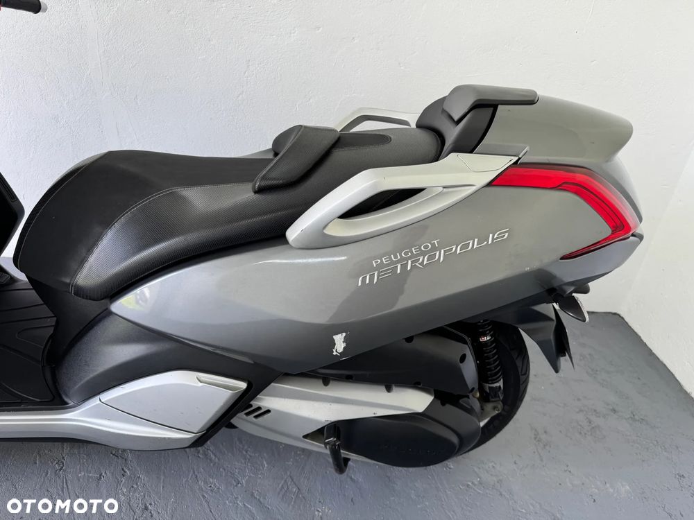 Peugeot Metropolis - 36