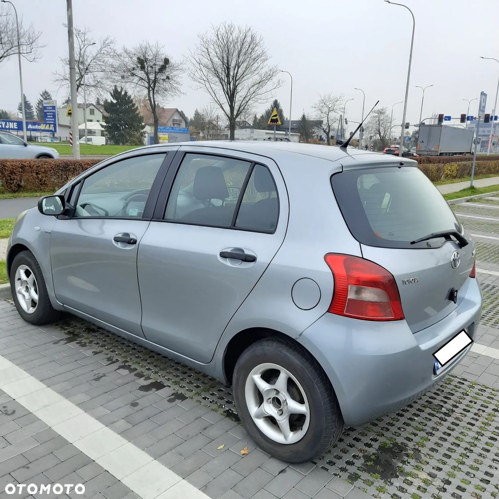 Toyota Yaris 1.4 D-4D Luna A/C - 4