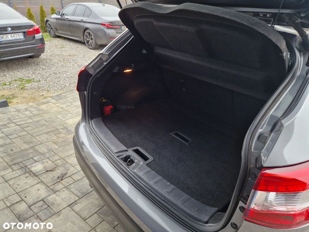 Nissan Qashqai 1.2 DIG-T Visia EU6 - 28