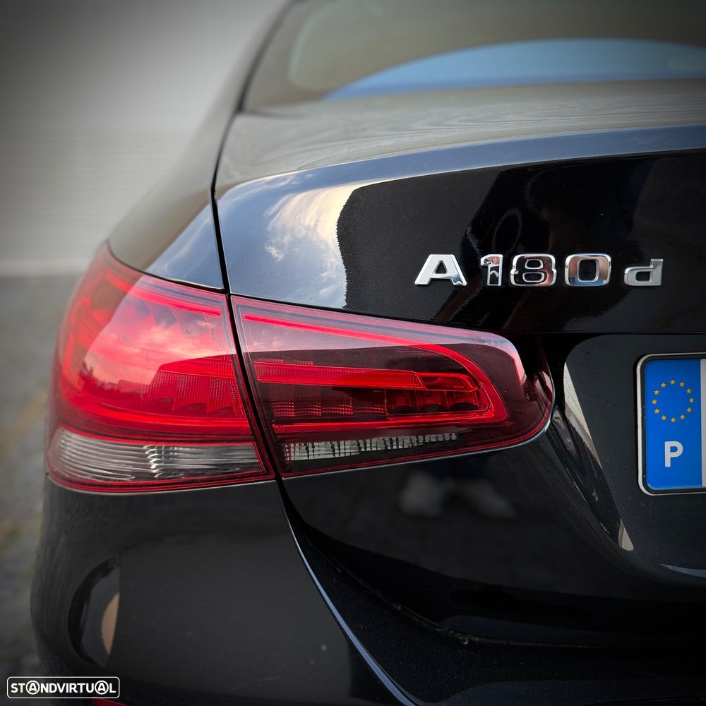 Mercedes-Benz A 180 Limousine d Style Plus Aut. - 16