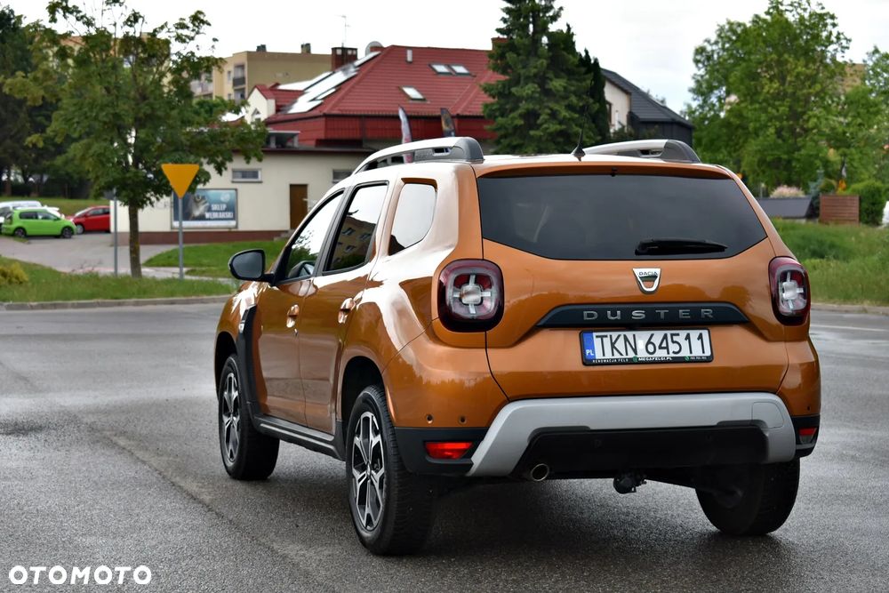 Dacia Duster 1.0 TCe SL Celebration - 8