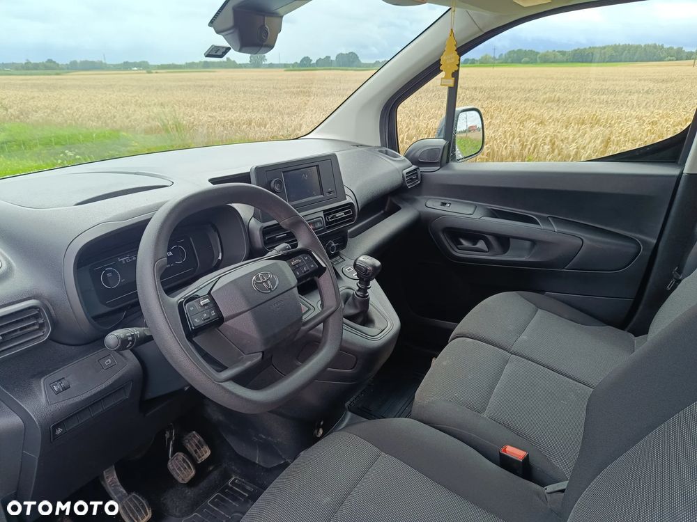 Toyota Proace city - 17