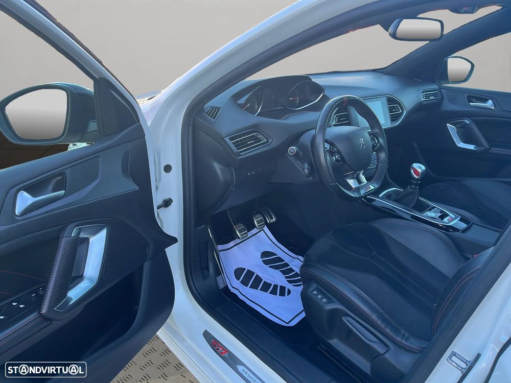 Peugeot 308 GTi by Sport - 24