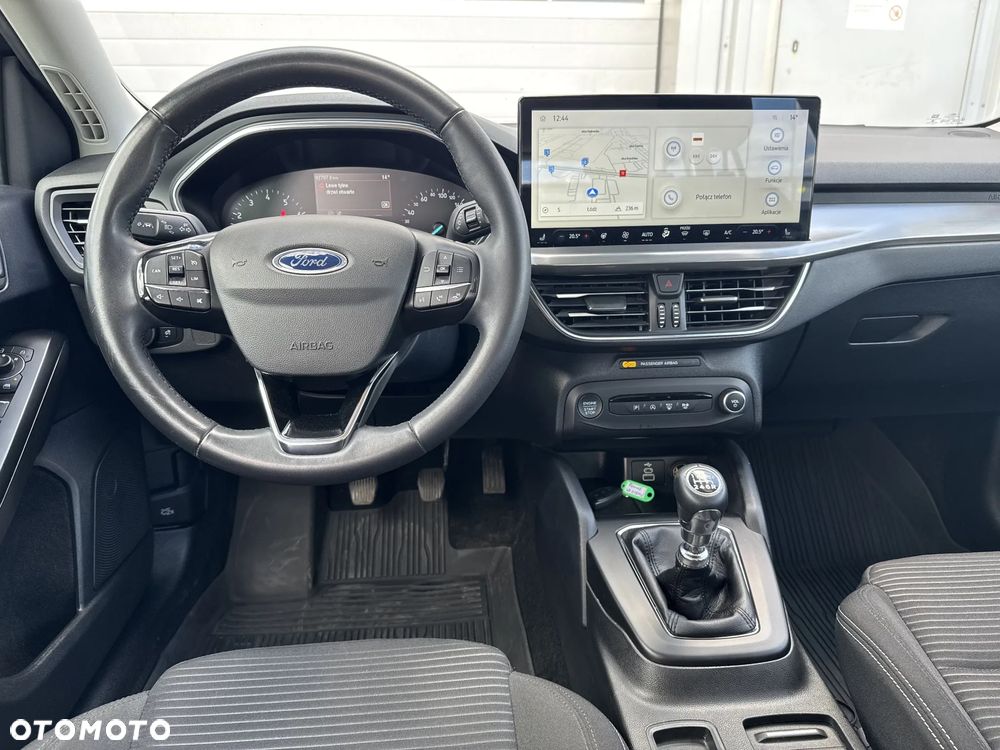 Ford Focus 1.0 EcoBoost Titanium Design - 13