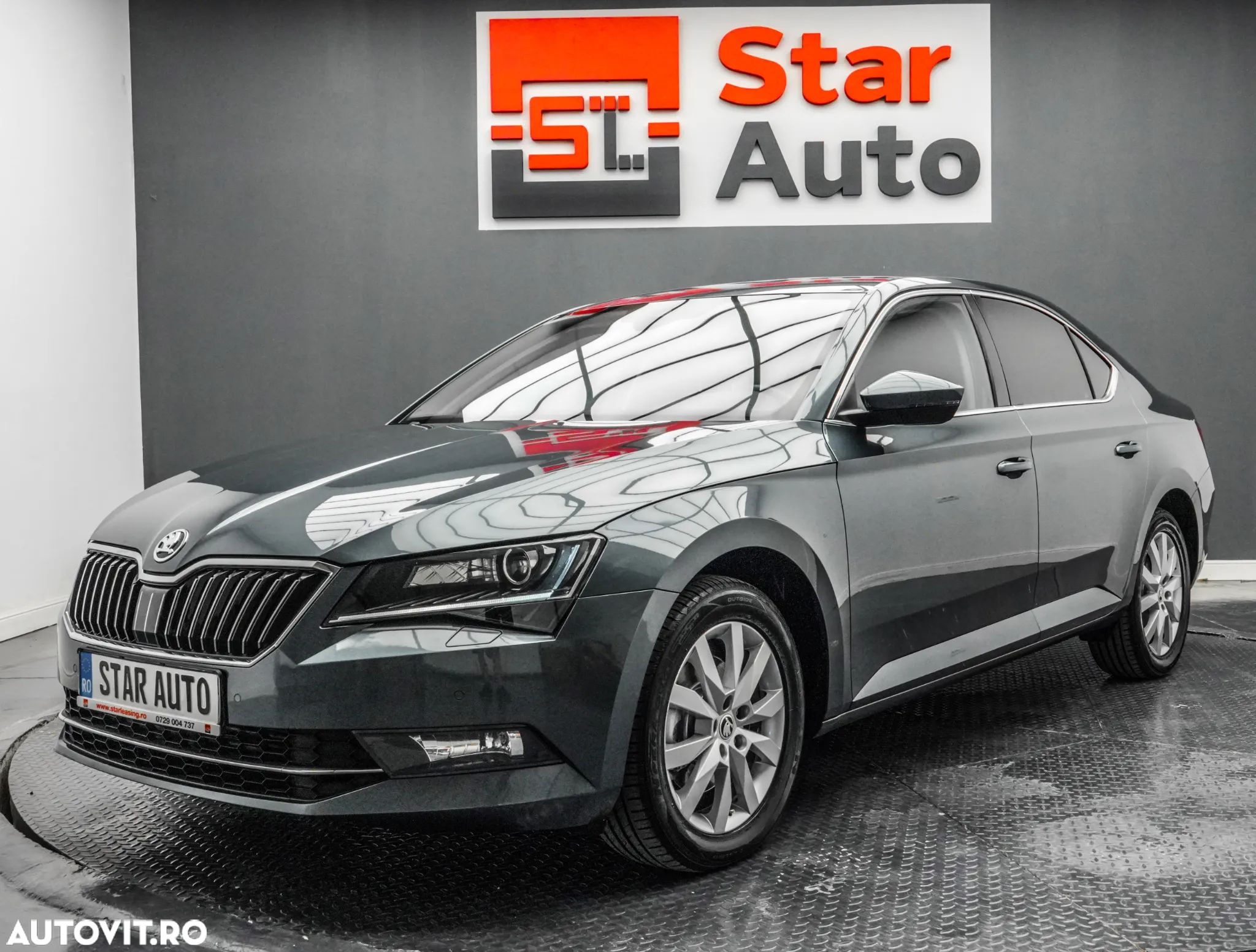Skoda Superb 2.0 TDI Style - 1