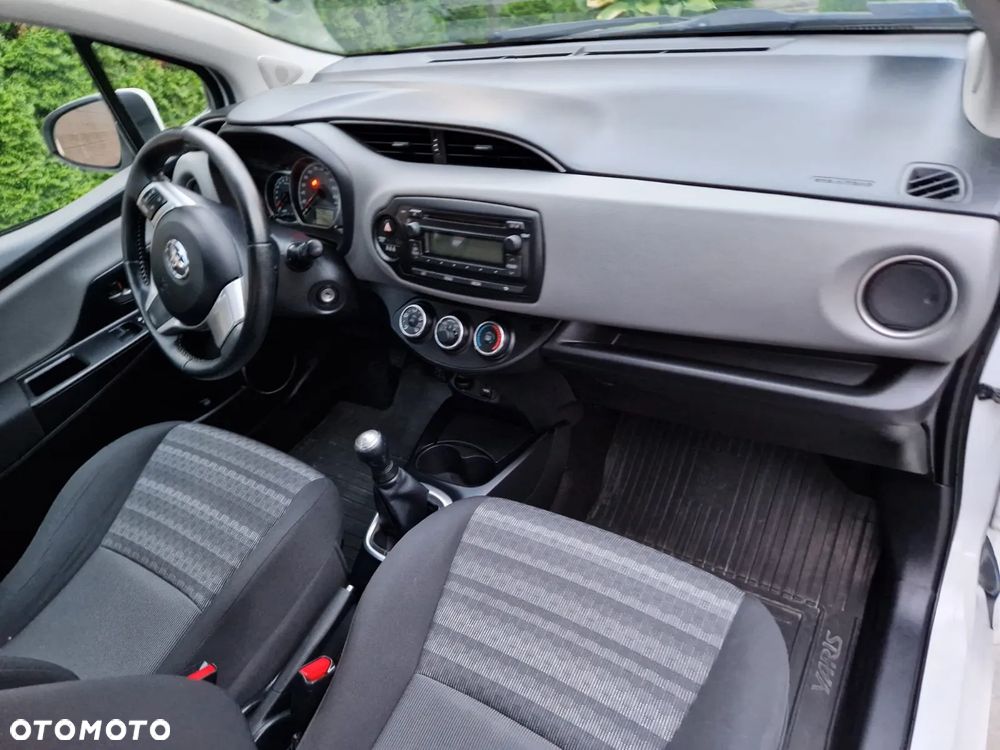 Toyota Yaris 1.0 Active - 11