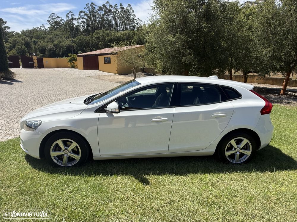 Volvo V40 2.0 D2 Kinetic Eco - 4