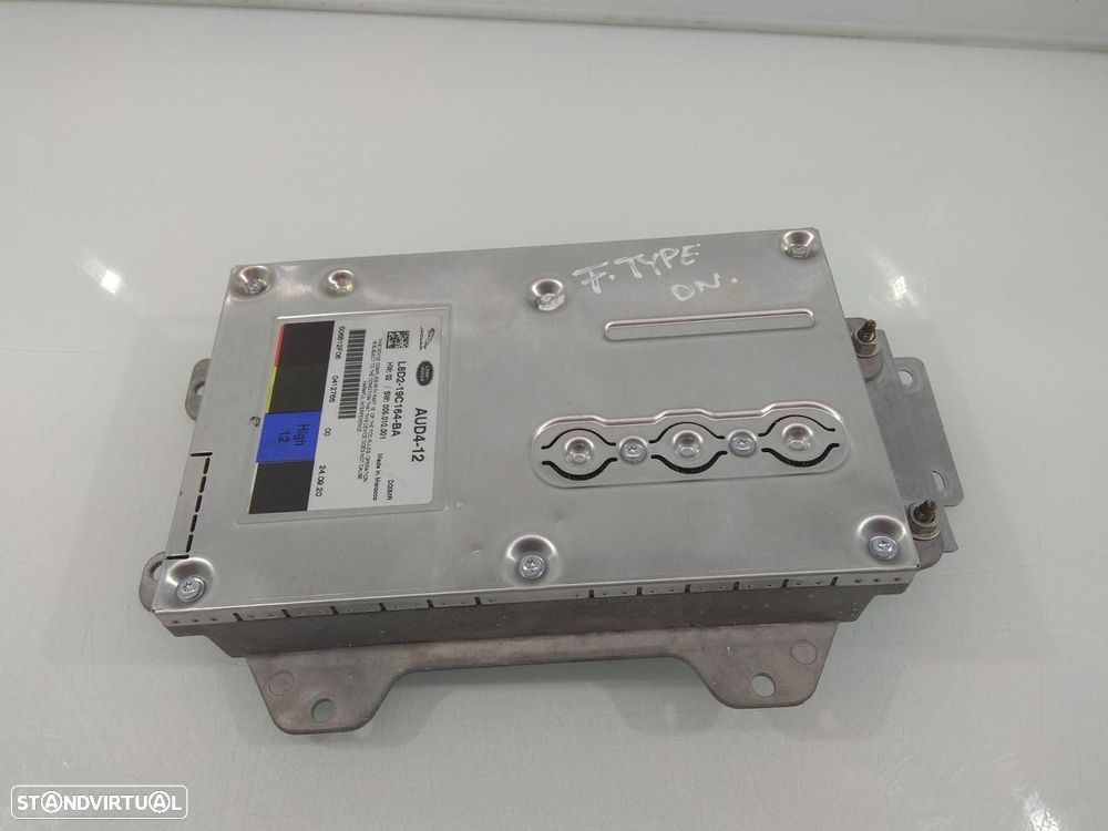 SISTEMA DE ÁUDIO RÁDIO CD JAGUAR F-TYPE - 1