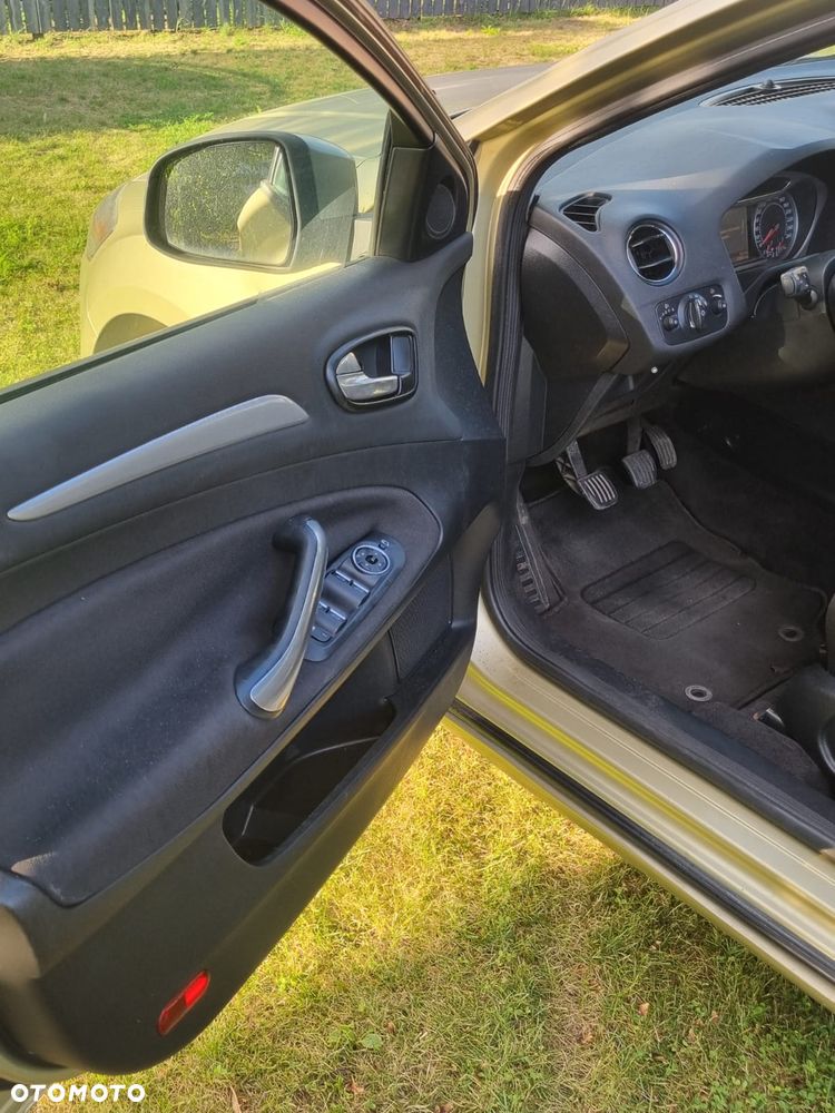 Ford Mondeo - 6