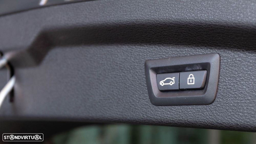 BMW X2 25 e xDrive Pack M - 10