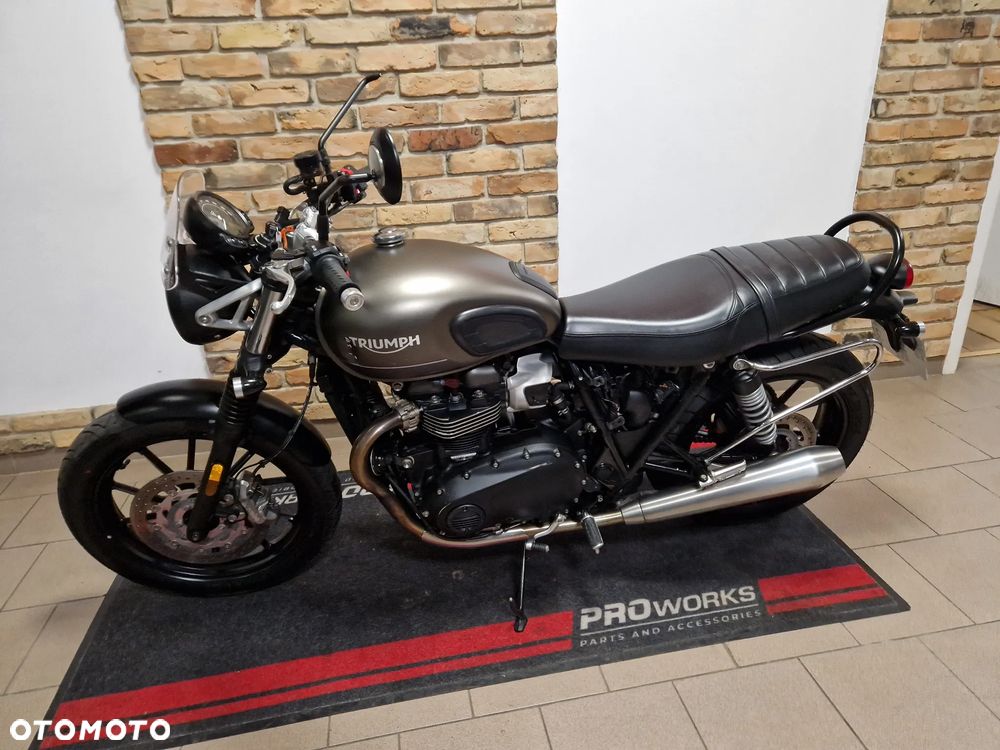 Triumph Street Twin - 20