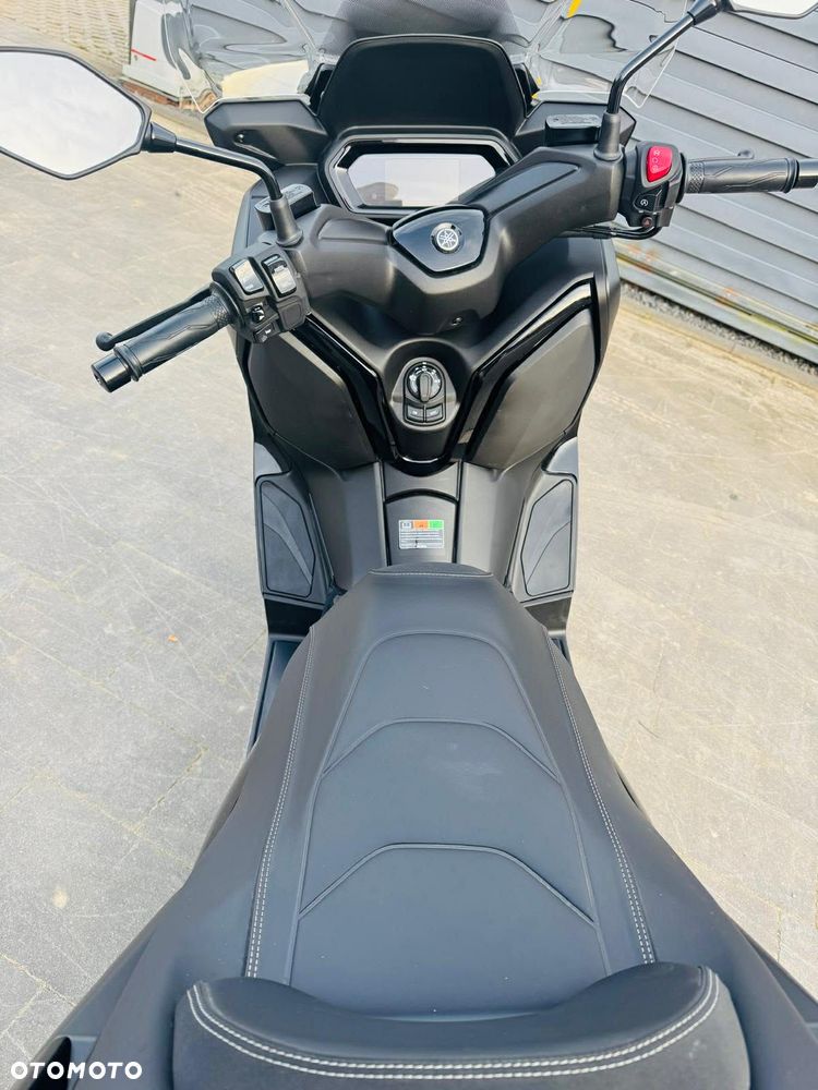 Yamaha X-max - 11