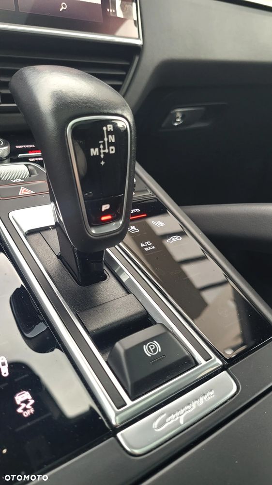 Porsche Cayenne Standard - 22