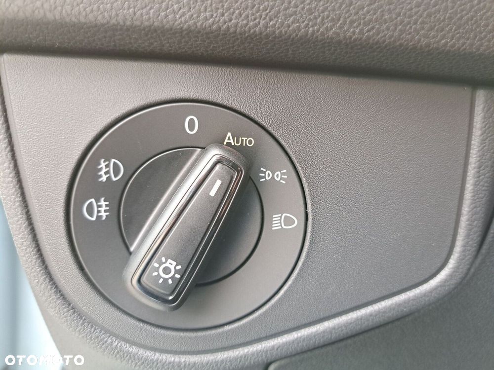 Volkswagen Polo 1.0 TSI Edition 50 DSG - 29