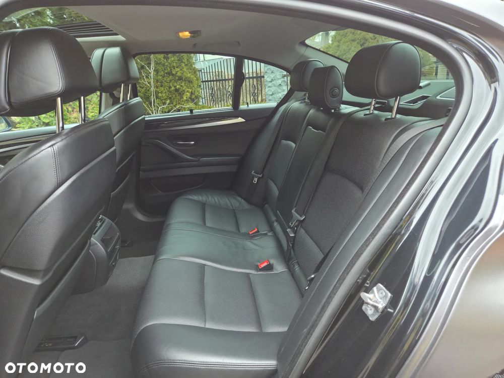 BMW Seria 5 535d - 22
