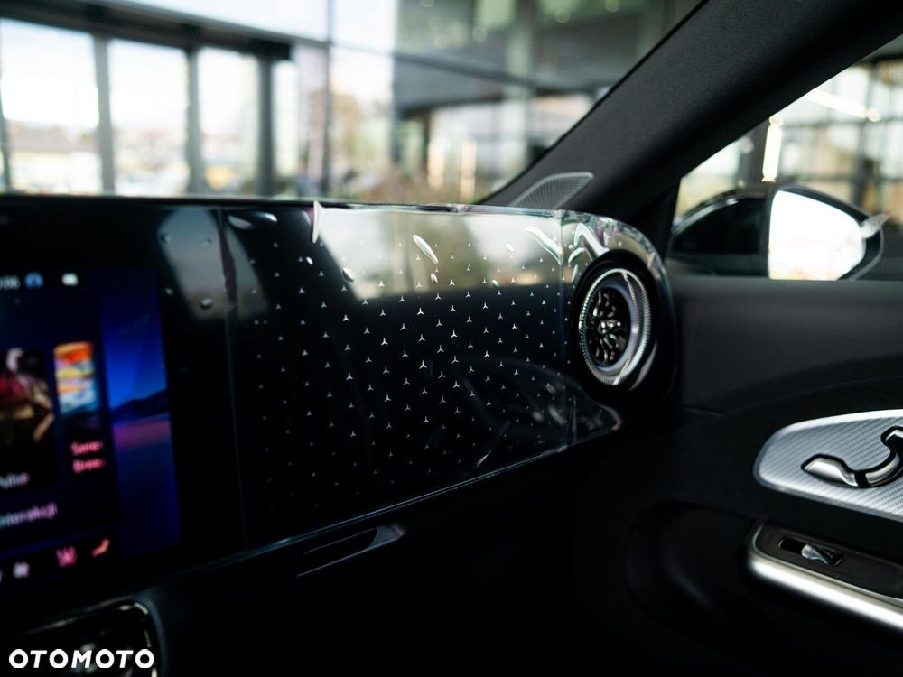 Mercedes-Benz CLA - 22