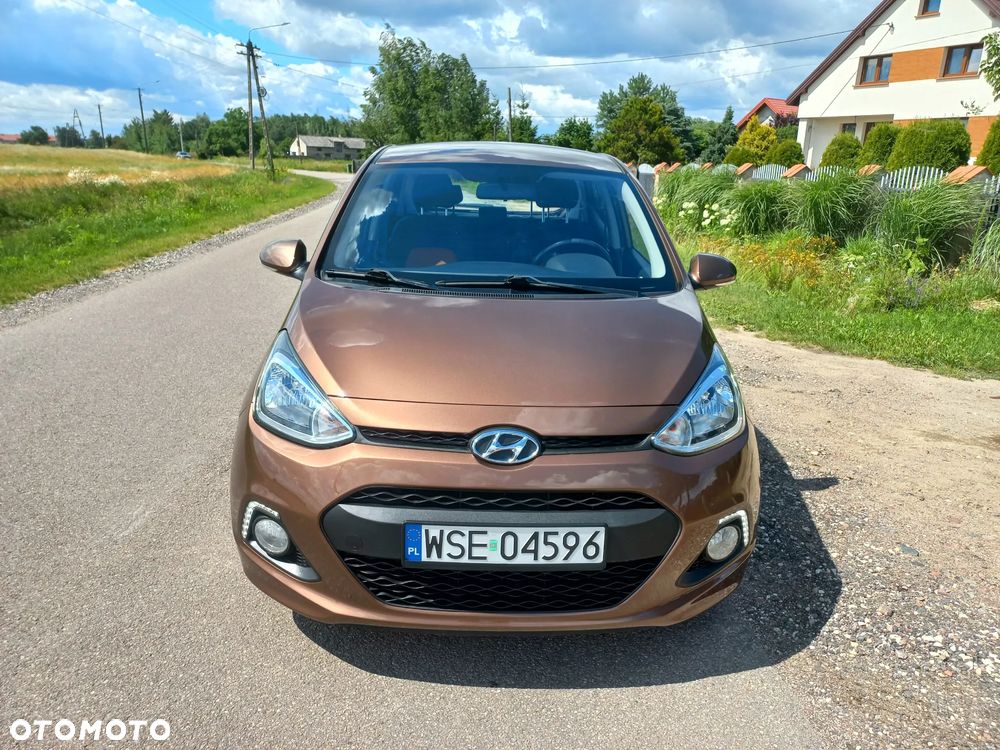 Hyundai i10 1.2 Premium - 12
