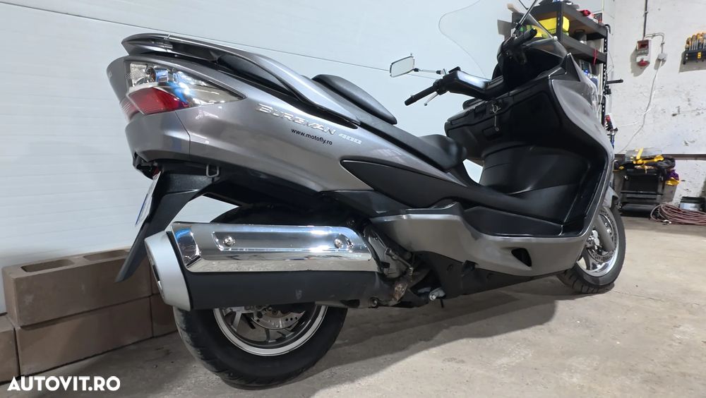 Suzuki AN 400 Burgman - 5