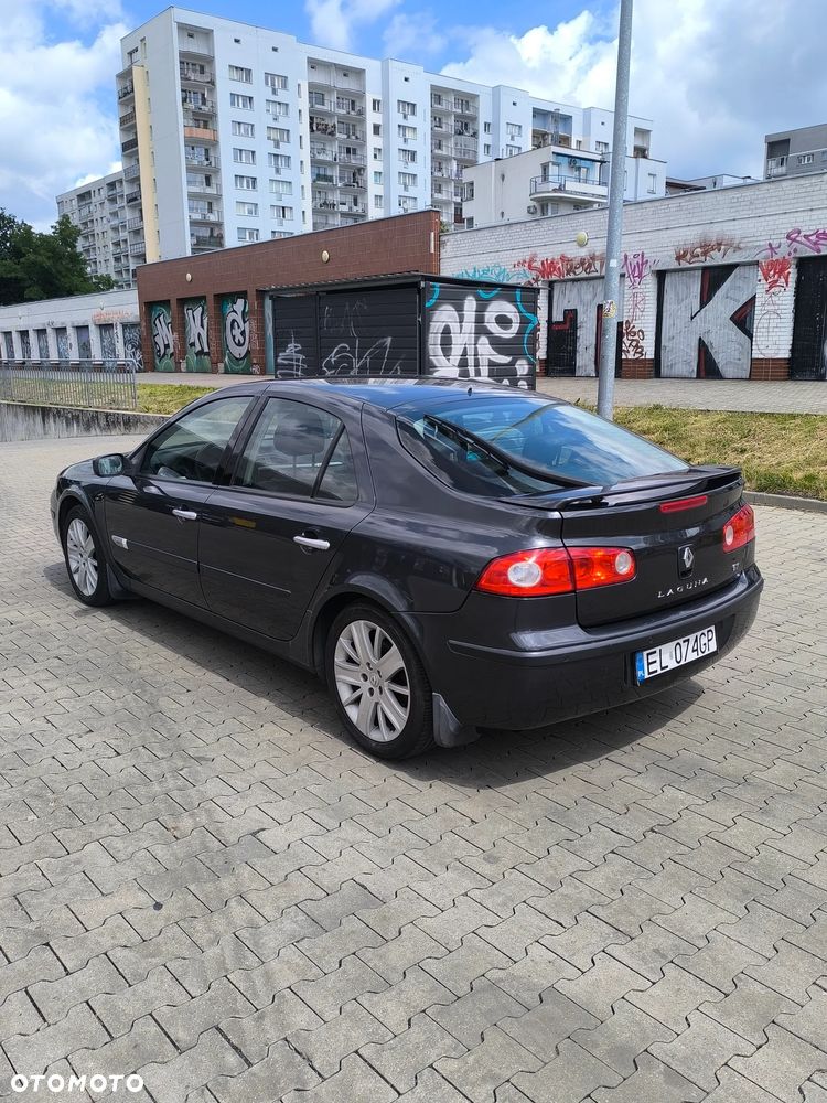 Renault Laguna - 3