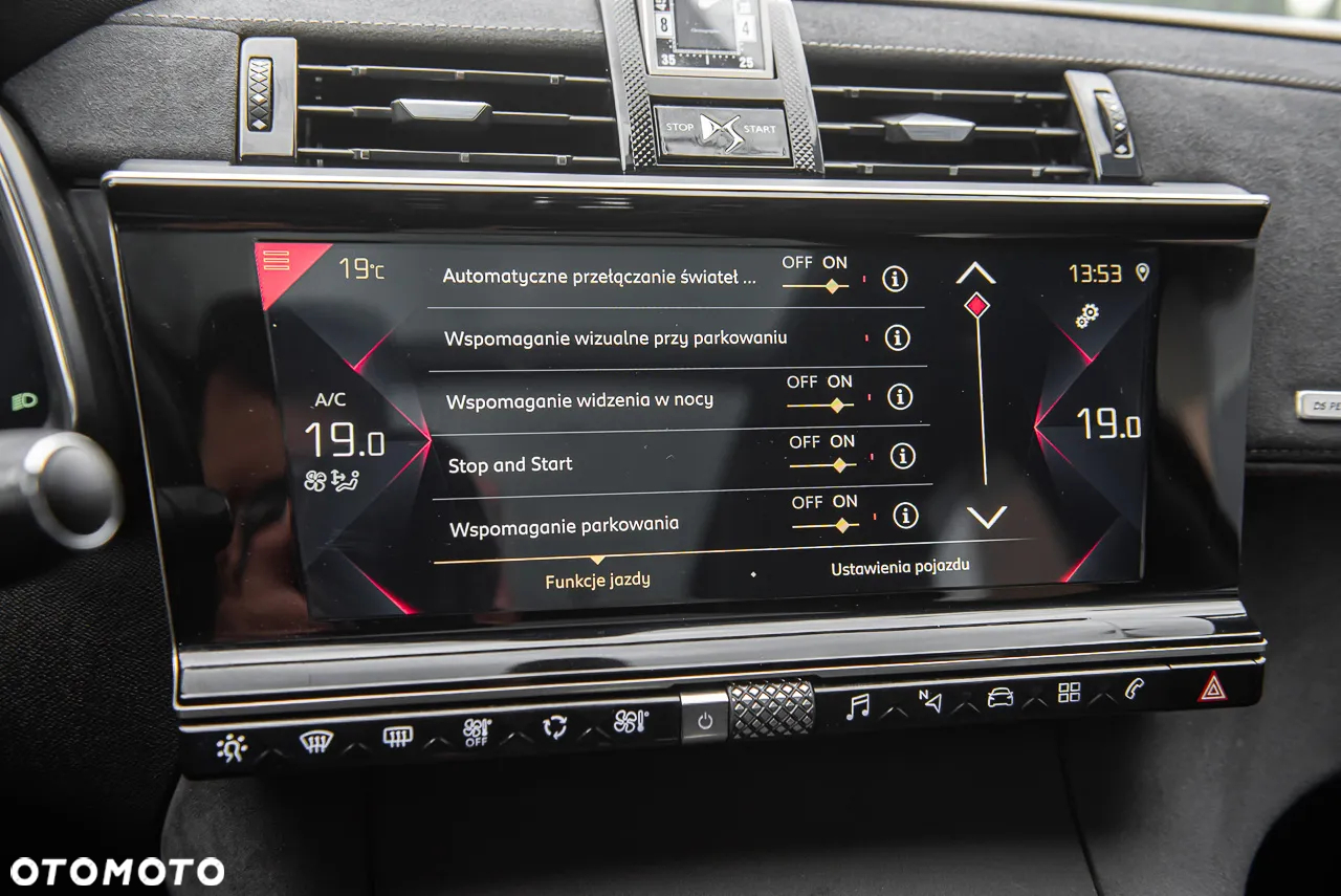 DS Automobiles DS 7 Crossback 1.6 PureTech Performance Line + - 29