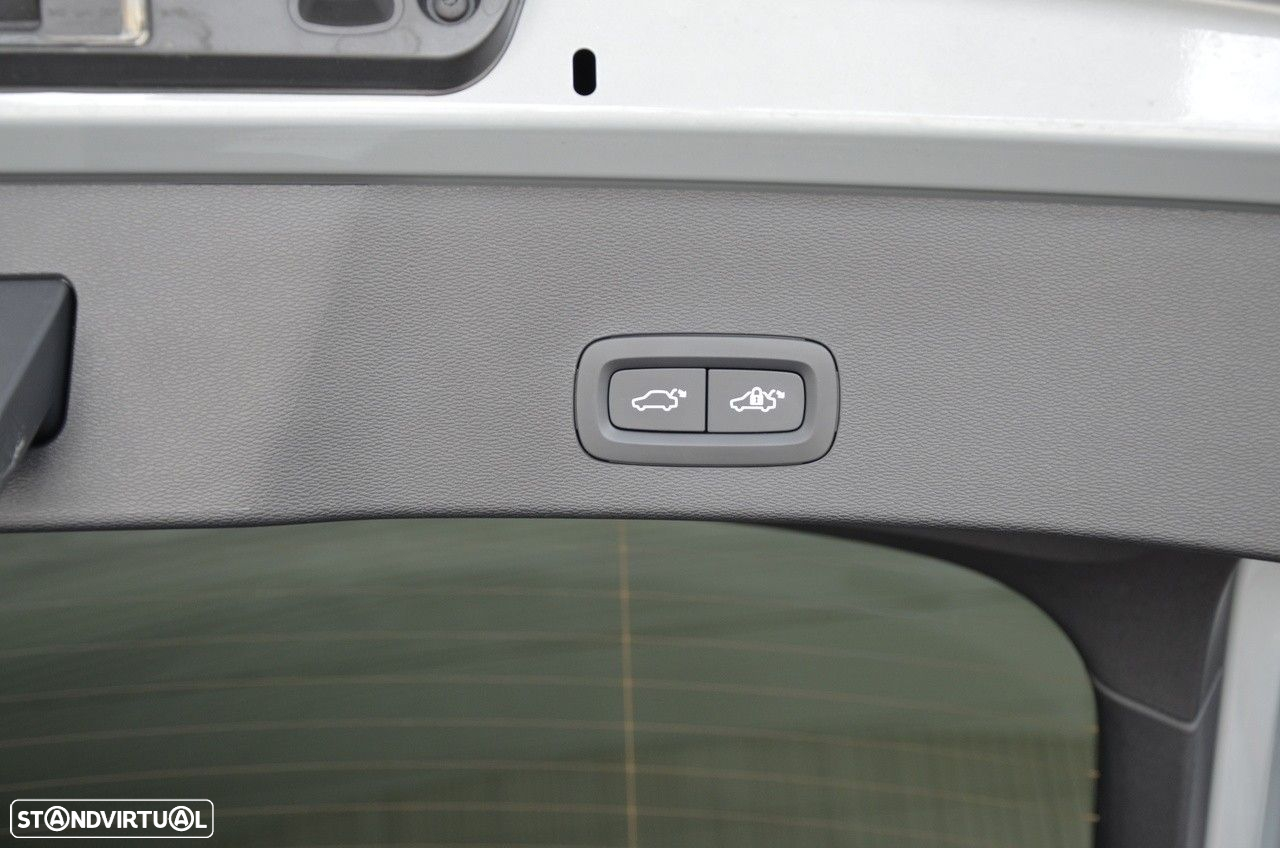 Volvo C40 Recharge Extended Range Plus - 22