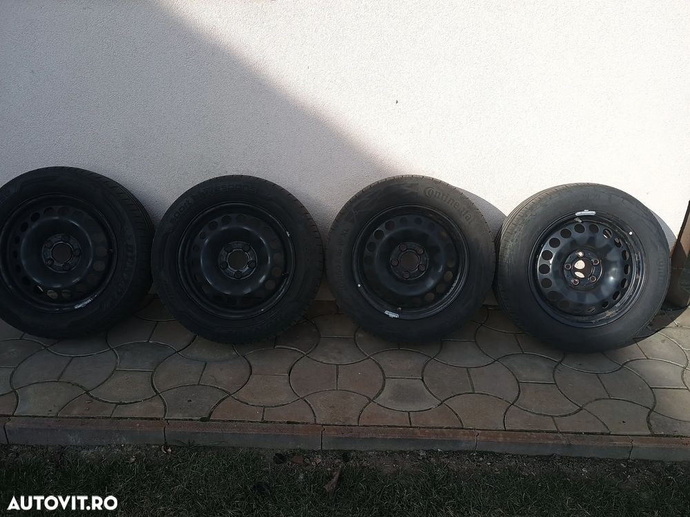 Mercedes-Benz B - 14